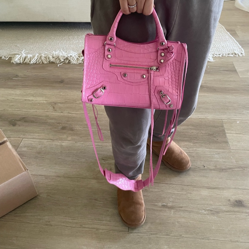 Classic minis city bag in baby pink with a croc embossed leather - Picture 3 of 5
